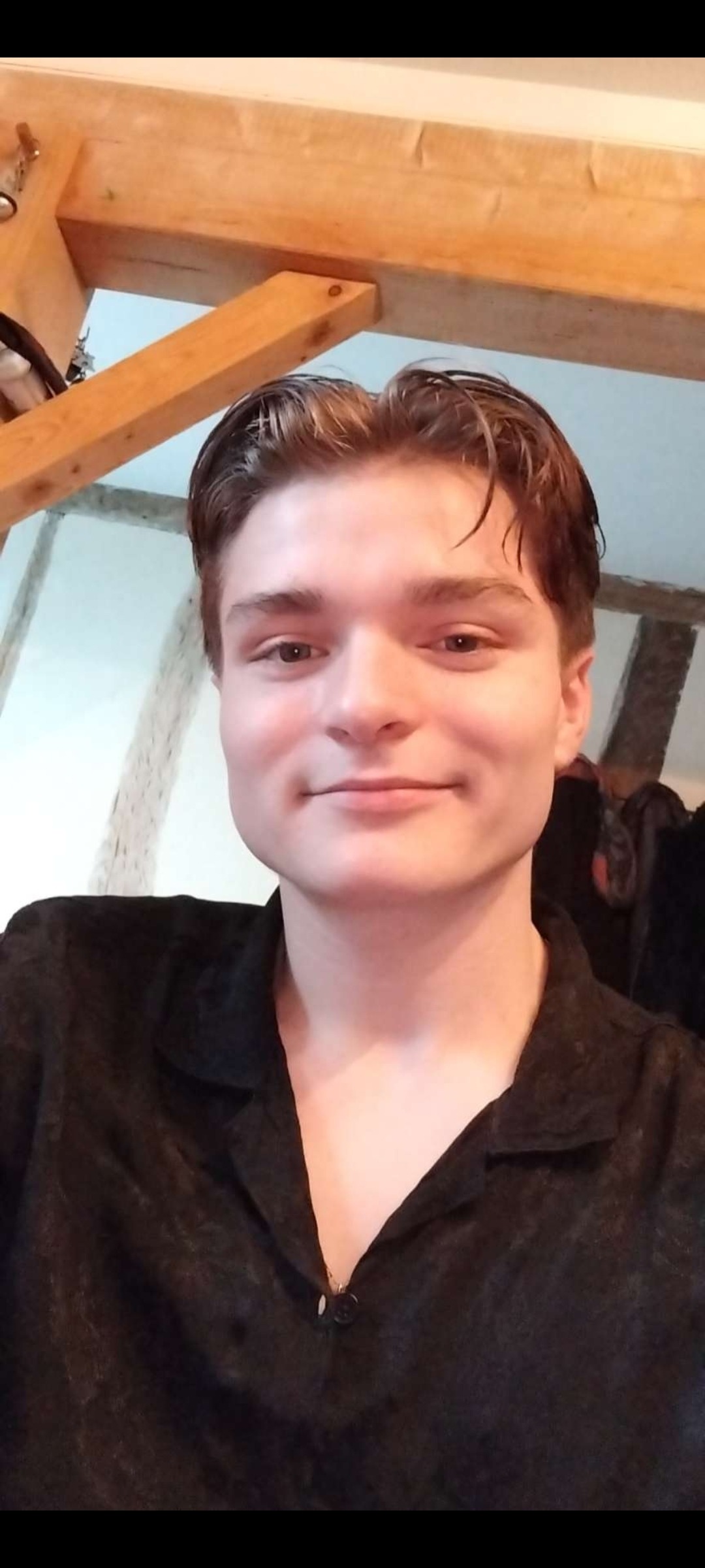 Perfil de Charles-adrien